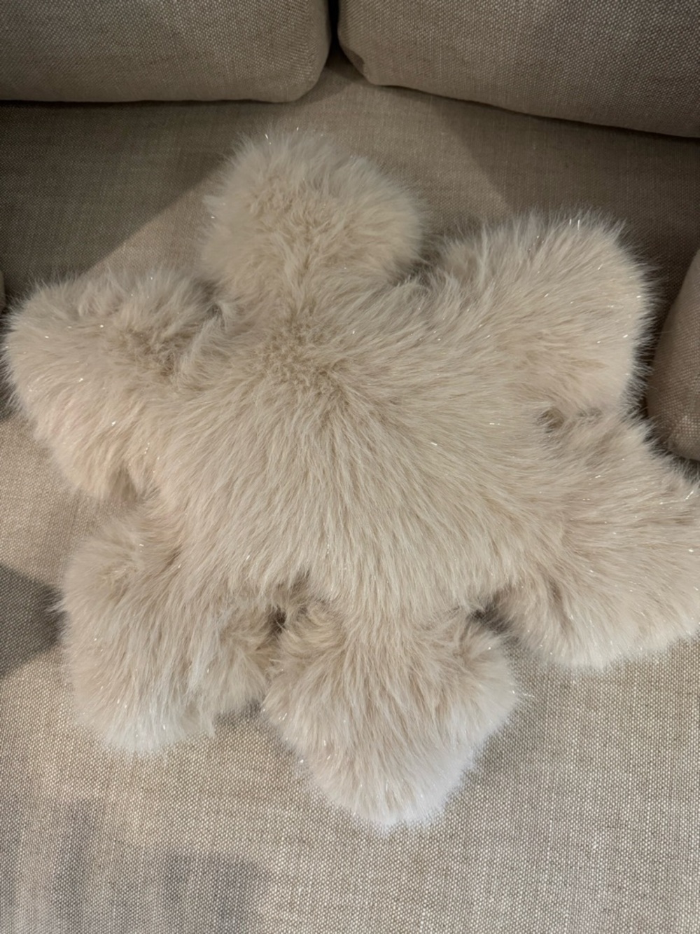 Set of 2 Pottery Barn faux fur snowflake pillows - Picture 4 of 7